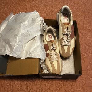 New Balance Women’s 327 Sneakers